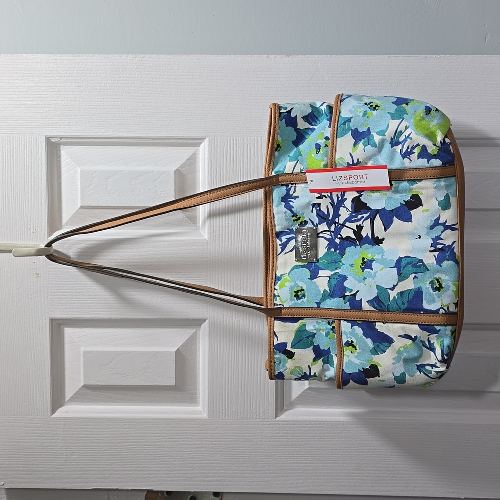 Blue & White Floral Print Purse - Picture 1 of 16